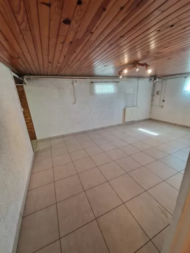 Rénovation d'une salle de jeux à Vénissieux, proximité de Vienne, Barbosa David Carrelages