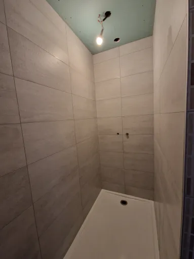 Rénovation d'une douche à Saint-Sorlin-D'Arves, proximité de Vienne, Barbosa David Carrelages