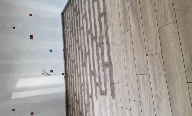 Rénovation d'un corps de ferme avec carrelage imitation bois à Septème, proximité de Vienne, Barbosa David Carrelages