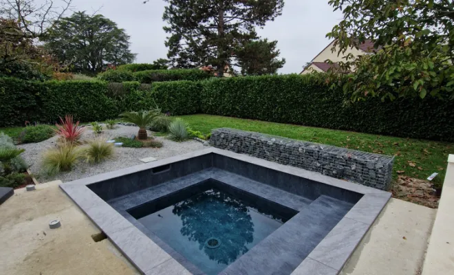 Margelles de piscine, proximité de Vienne, Barbosa David Carrelages