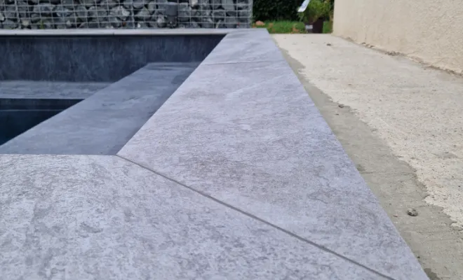 Margelles de piscine, proximité de Vienne, Barbosa David Carrelages